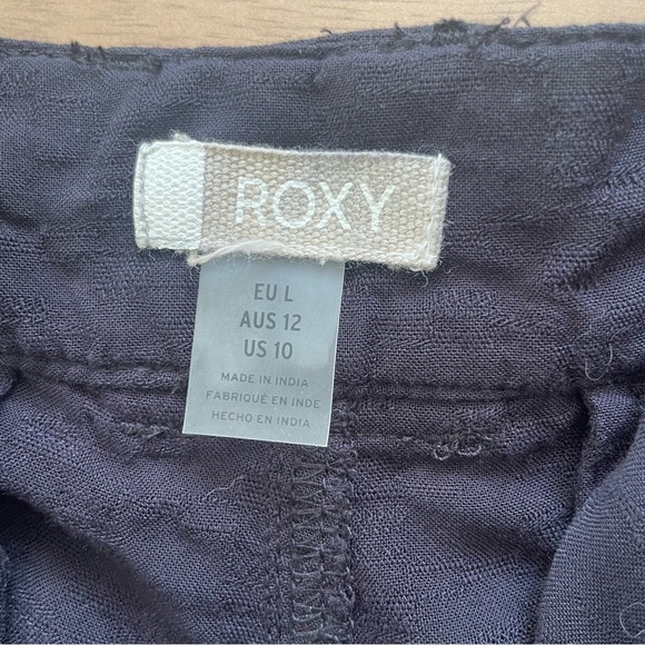 Roxy Women's Black Shorts - Picture 4 of 10